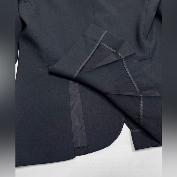 THEORY wool pleated back jacket - Picture 9 of 11